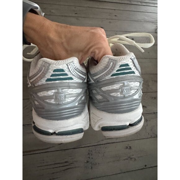 New Balance 1906R Mens 8.5 - Picture 3 of 7